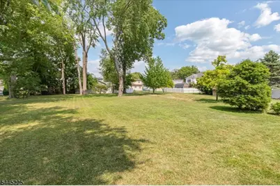 370 Westfield Ave, Clark Township, NJ 07066 - Photo 33