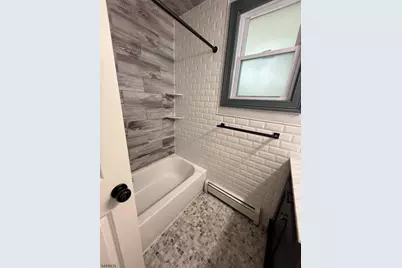 405 E 3rd Ave, Roselle, NJ 07203 - Photo 9