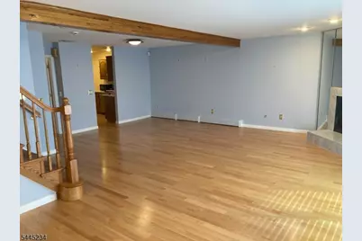 675 Raritan Rd #10, Clark Township, NJ 07066 - Photo 5