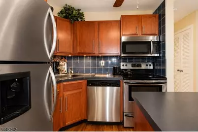 156 Liberty St #8, Little Ferry, NJ 07643 - Photo 5