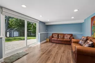 27 Shadowlawn Dr, Livingston, NJ 07039 - Photo 11