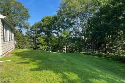 16 Mattison Ave, Branchville, NJ 07826 - Photo 3
