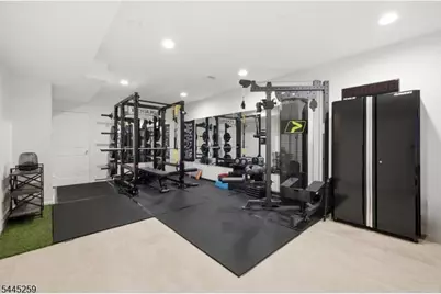 21 Chestnut Ct #11, Cedar Grove Twp., NJ 07009 - Photo 17