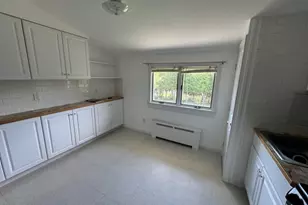 31 Leather Stocking Path, Lincoln Park, NJ 07035 - Photo 5