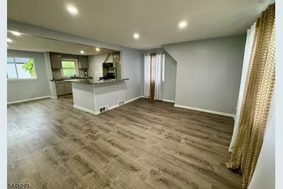 347 E 29th St #2, Paterson, NJ 07514 - Photo 5