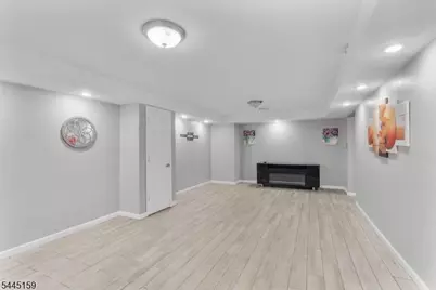 12 Angelo Dr, Sparta Township, NJ 07871 - Photo 37