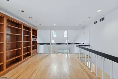 321 N Wyoming Ave #2B, South Orange, NJ 07079 - Photo 23