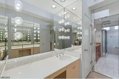 321 N Wyoming Ave #2B, South Orange, NJ 07079 - Photo 17