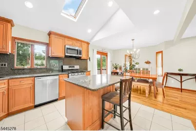 20 Glenwood Ter, Clark Township, NJ 07066 - Photo 9