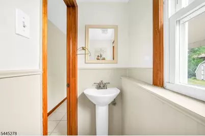 20 Glenwood Ter, Clark Township, NJ 07066 - Photo 19