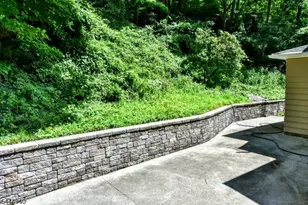 508 Hamburg Turnpike, West Milford, NJ 07480 - Photo 21
