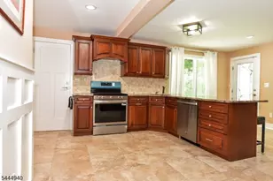 508 Hamburg Turnpike, West Milford, NJ 07480 - Photo 9