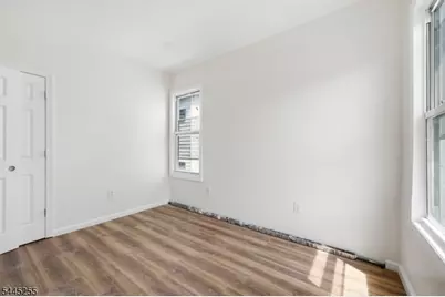 183 Graham Ave, Paterson, NJ 07508 - Photo 15