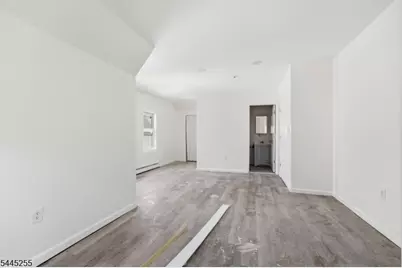 183 Graham Ave, Paterson, NJ 07508 - Photo 19