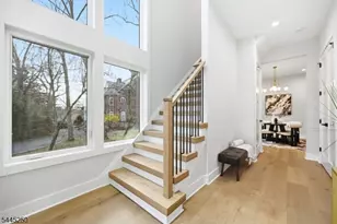 8 Roosevelt Terrace, Livingston, NJ 07039 - Photo 5
