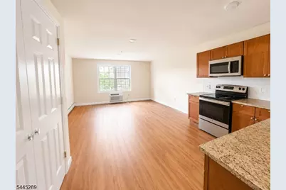 40 Watchung Ave #7, Belleville, NJ 07109 - Photo 5