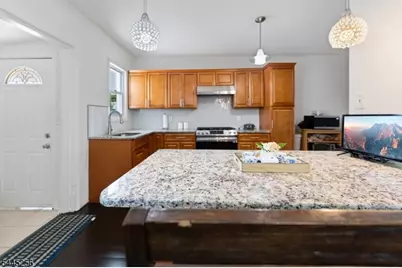 636 Paulison Ave, Clifton, NJ 07011 - Photo 9