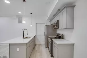 500 S 18th St Apt, Newark, NJ 07103 - Photo 3