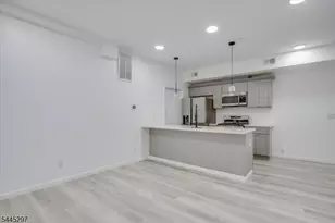 500 S 18th St Apt, Newark, NJ 07103 - Photo 5