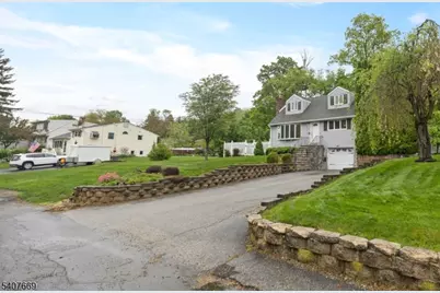 27 Jefferson Ter, Ogdensburg, NJ 07439 - Photo 5