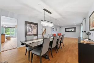 8 N Bayard Ln, Mahwah, NJ 07430 - Photo 5