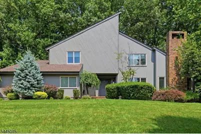 8 N Bayard Ln, Mahwah, NJ 07430 - Photo 1