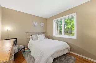 8 N Bayard Ln, Mahwah, NJ 07430 - Photo 33