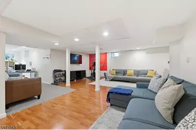 8 N Bayard Ln, Mahwah, NJ 07430 - Photo 35