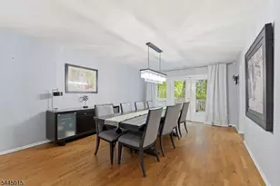 8 N Bayard Ln, Mahwah, NJ 07430 - Photo 7