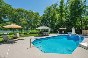 10 Indian Trail Rd, Randolph Township, NJ 07869 - Photo 3