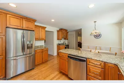 10 Indian Trail Rd, Randolph Township, NJ 07869 - Photo 23
