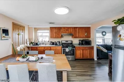 327 Stover Ave, North Arlington, NJ 07031 - Photo 13