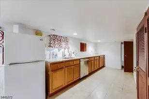 327 Stover Ave, North Arlington, NJ 07031 - Photo 21