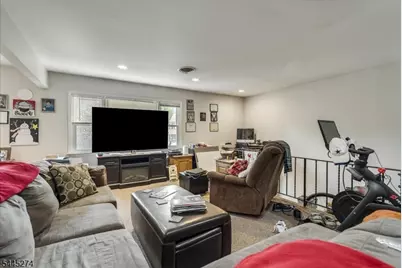 1590 E 2nd St, Scotch Plains Township, NJ 07076 - Photo 5