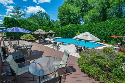 34 Parkview Dr, Roxbury Township, NJ 07876 - Photo 37