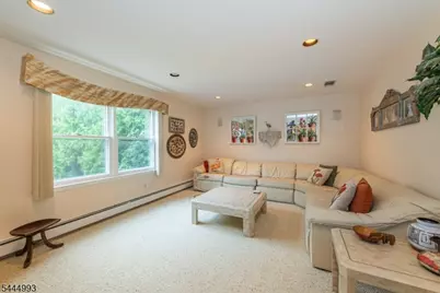 34 Parkview Dr, Roxbury Township, NJ 07876 - Photo 11