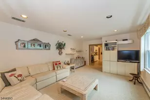 34 Parkview Dr, Roxbury Township, NJ 07876 - Photo 13