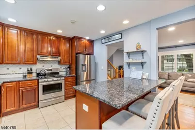 2104 Shady Ln, Scotch Plains Township, NJ 07076 - Photo 17