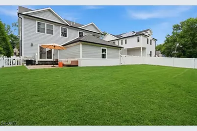 23 Alexander Ave, Montclair, NJ 07043 - Photo 43