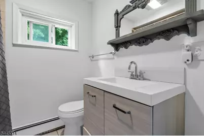 4 Park Heights Ave, Dover, NJ 07801 - Photo 5
