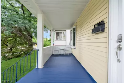 4 Park Heights Ave, Dover, NJ 07801 - Photo 7
