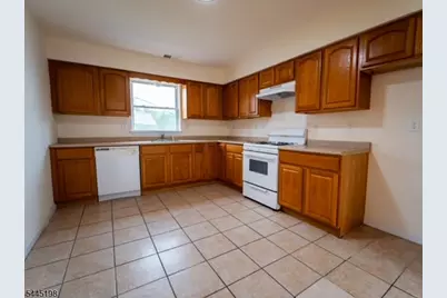 26-28 Mount Pleasant Ave, Newark, NJ 07104 - Photo 17