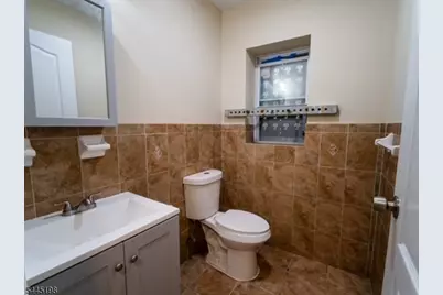 26-28 Mount Pleasant Ave, Newark, NJ 07104 - Photo 9