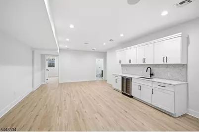 15 Highland Dr, Livingston, NJ 07039 - Photo 19