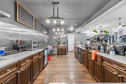 80 Mallory Ave, Jersey City, NJ 07304 - Photo 9