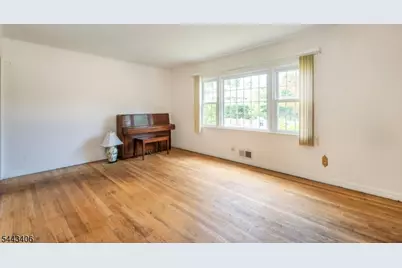 43 Alexander Ave, Madison, NJ 07940 - Photo 3