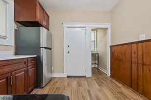 197 Hollywood Ave, East Orange, NJ 07018 - Photo 11
