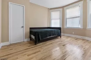 197 Hollywood Ave, East Orange, NJ 07018 - Photo 25