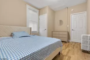 197 Hollywood Ave, East Orange, NJ 07018 - Photo 17