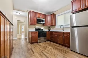 197 Hollywood Ave, East Orange, NJ 07018 - Photo 13